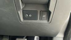 Land Rover Range Rover Velar 2.0 D200 R-Dynamic HSE 5dr Auto Diesel Estate